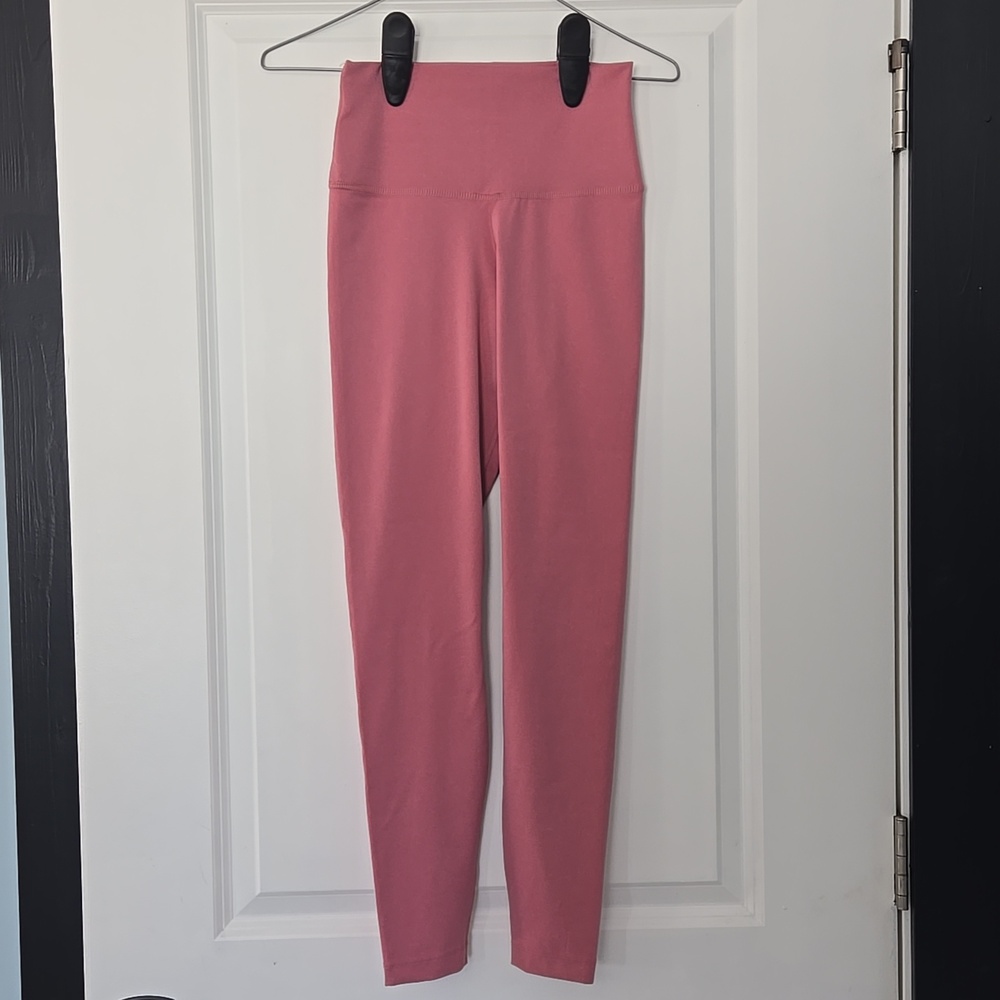 Nike  Dusty Pink High-Waist Leggings